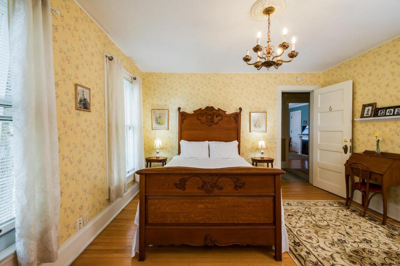 Ringling House Bed & Breakfast Baraboo Exterior photo