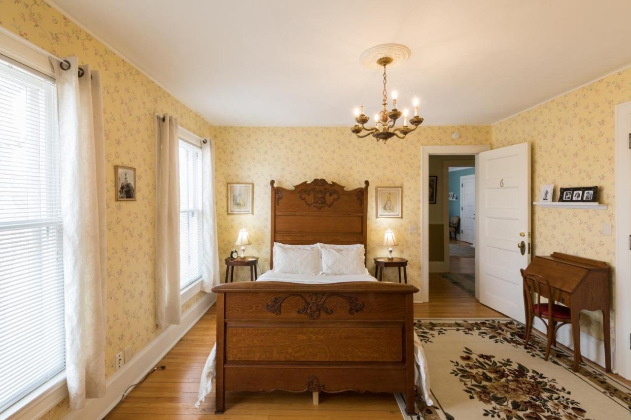 Ringling House Bed & Breakfast Baraboo Exterior photo